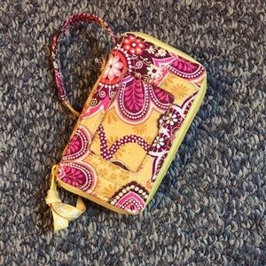 Vera Bradley wallet wristlet.